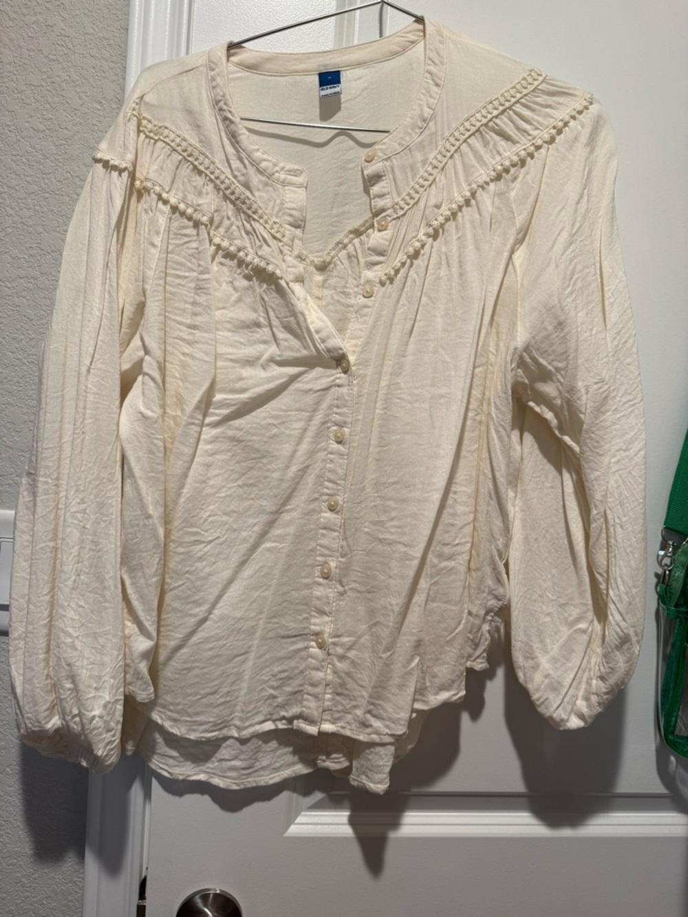 Old Navy Cream Button-Front Blouse